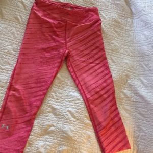 Pink Under Armour Capri leggings